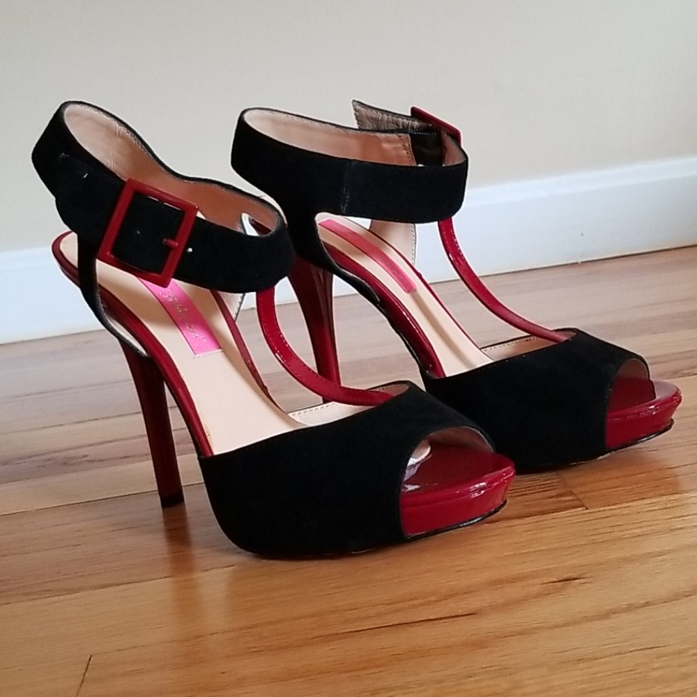 BETSEY JOHNSON Vero Cuoio Size 7.5